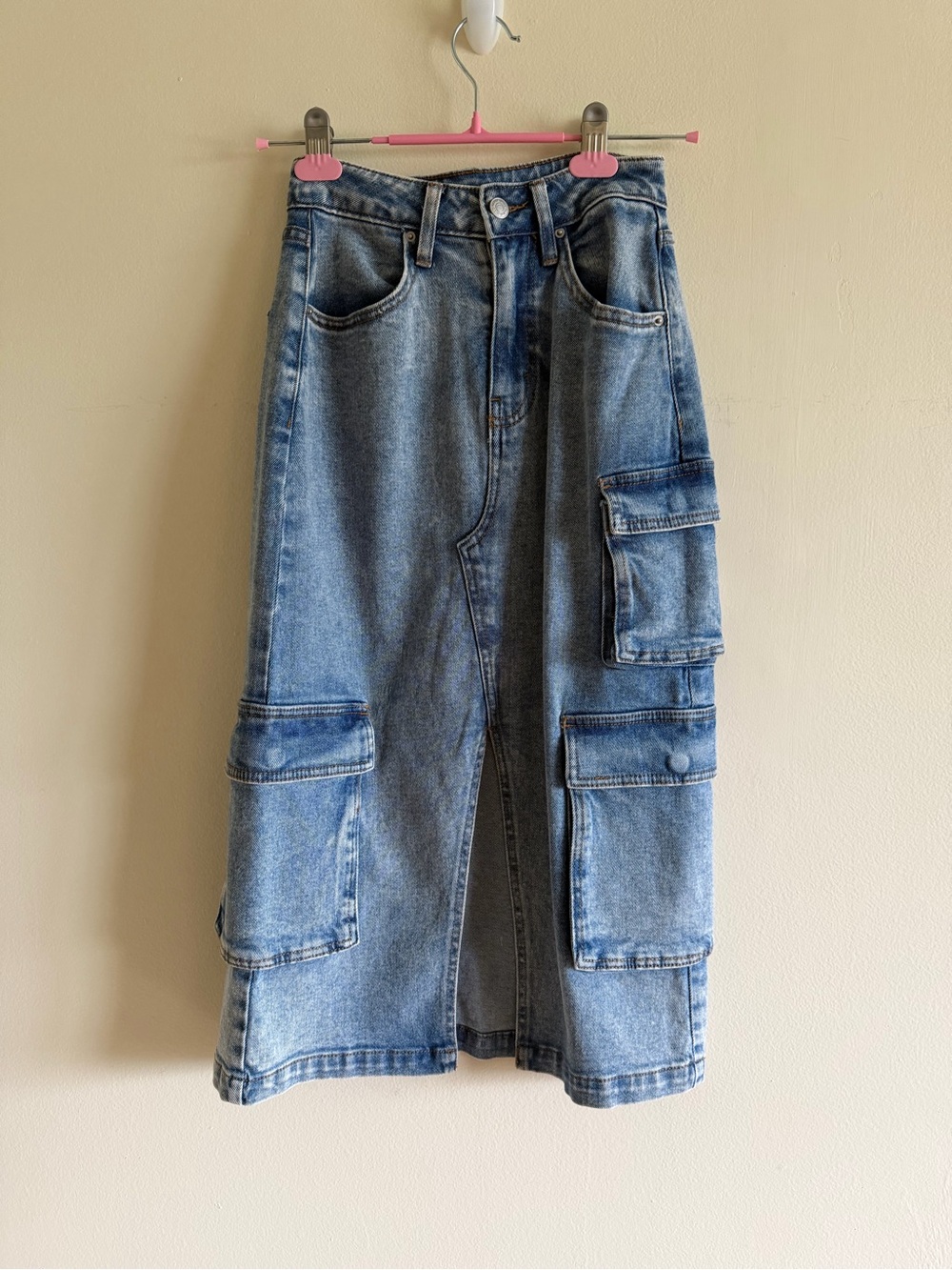 High-Rise Cargo Skirt Women’s in Light Blue Denim - Picture 3 of 6